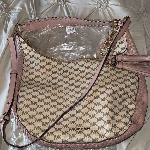 Michael Kors Hobo Bag in Pink and Cream - Picture 1 of 4
